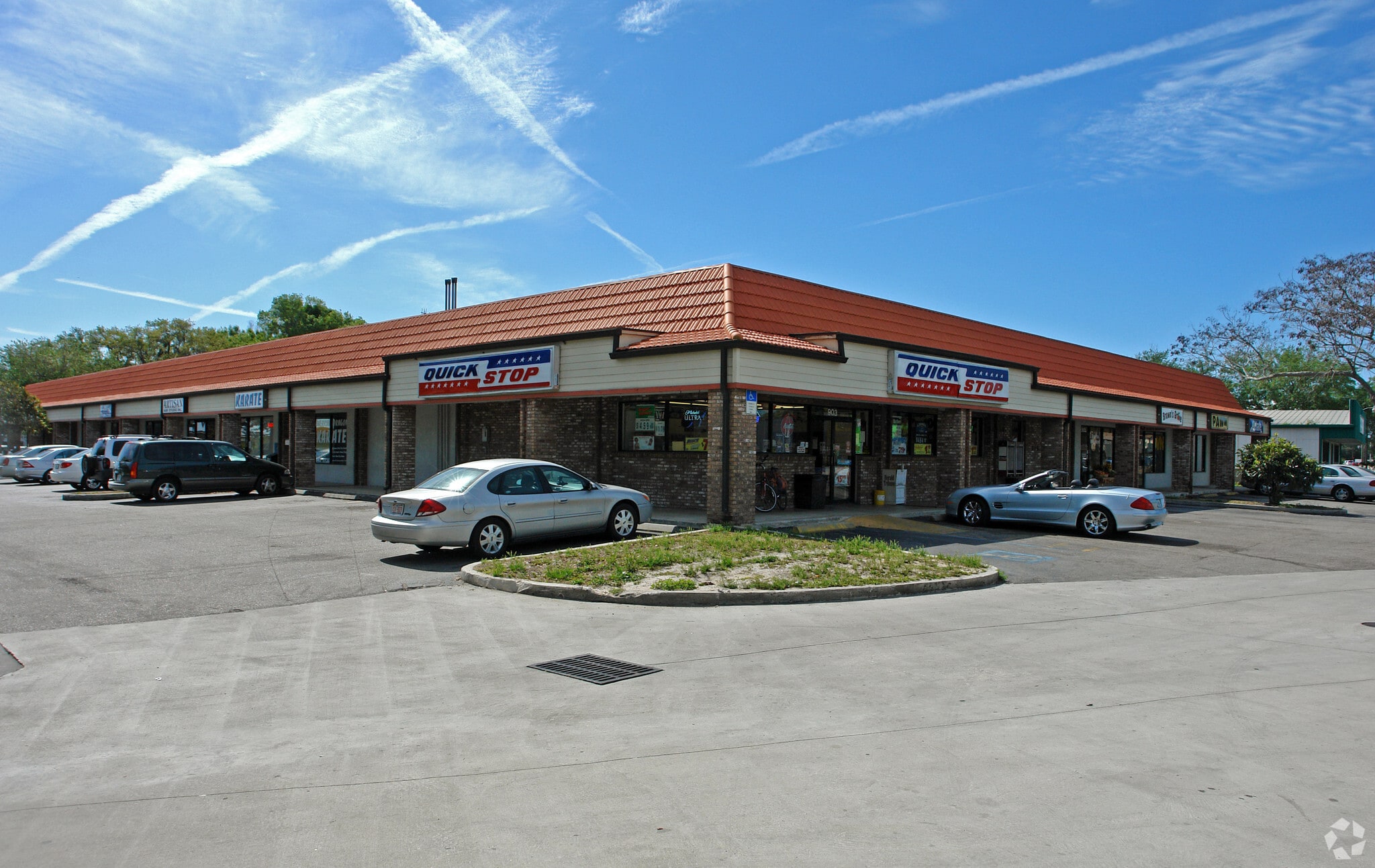 5940 Palmer Blvd, Sarasota, FL for lease Primary Photo- Image 1 of 6