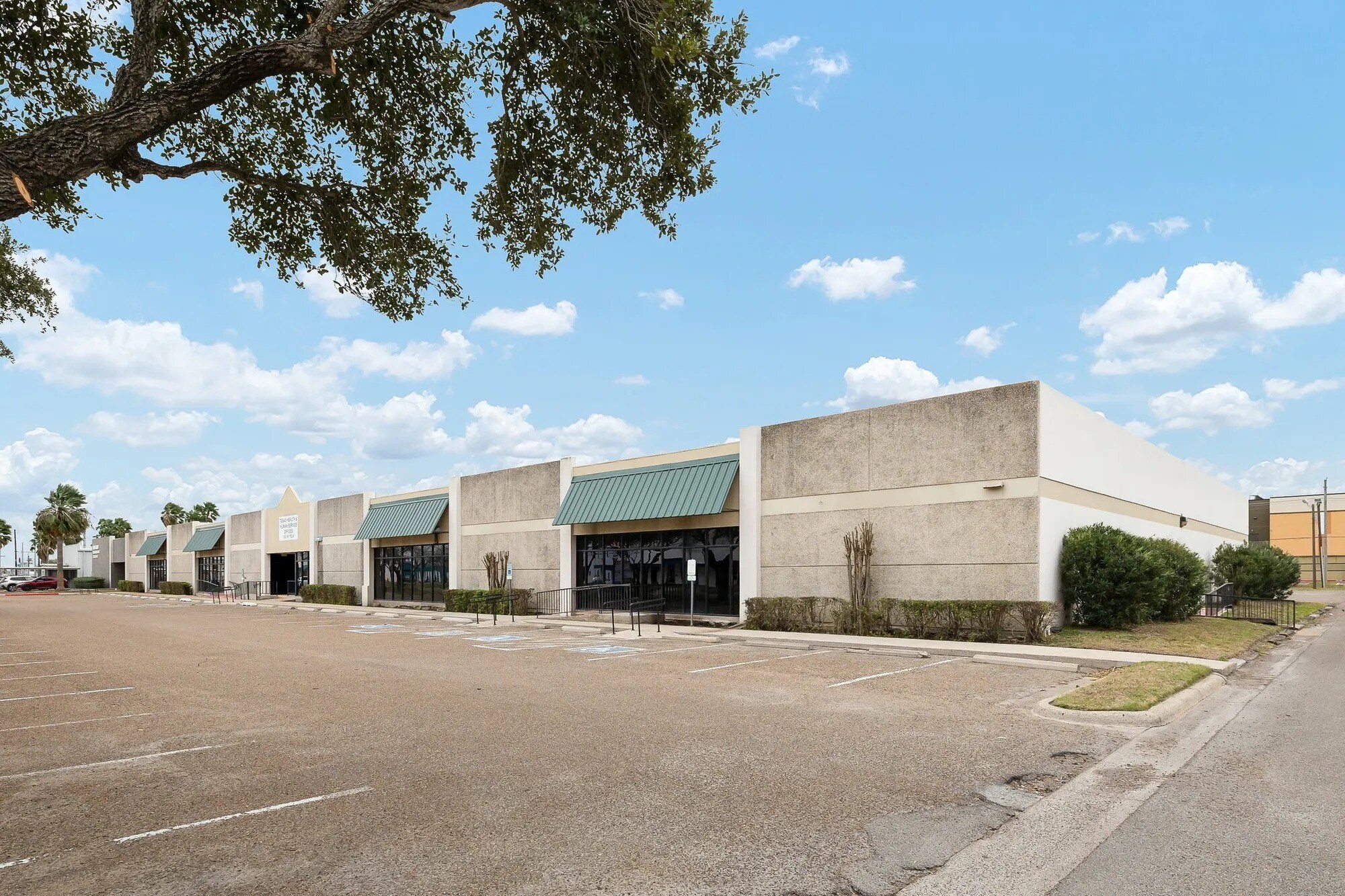 1503 W Polk Ave, Pharr, TX à louer Photo du bâtiment- Image 1 de 8
