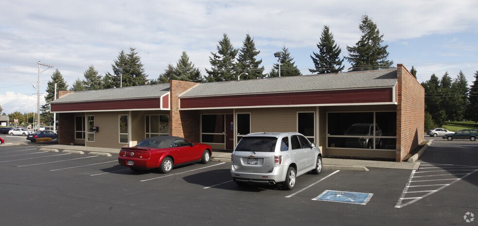 6706 24th St W, University Place, WA à vendre - Photo du bâtiment - Image 2 de 2