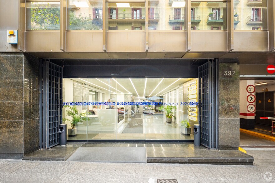 Bureau dans Barcelone, Barcelona à louer - Photo du bâtiment - Image 3 de 5