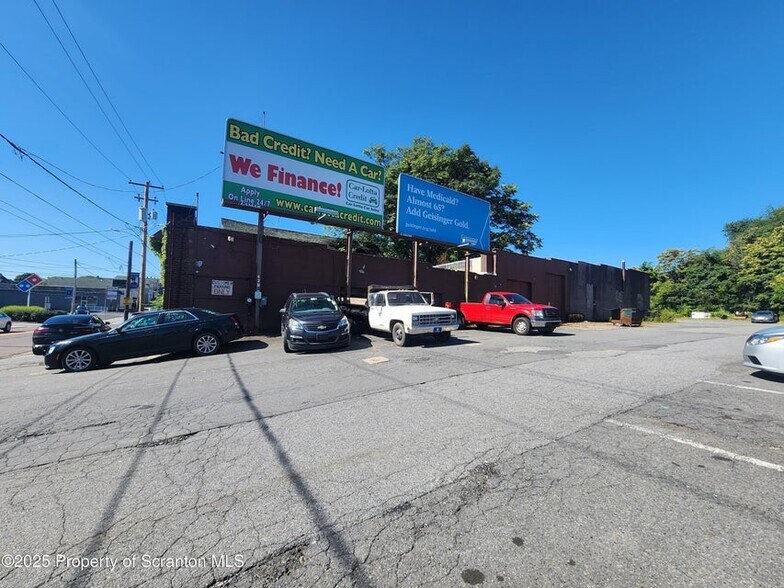 1323 N Main Ave, Scranton, PA à vendre - Photo du bâtiment - Image 2 de 3