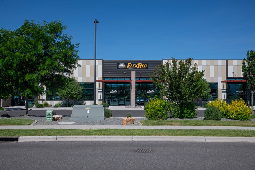 1309 Mayfly Dr, Montrose, CO for lease - Building Photo - Image 2 of 8