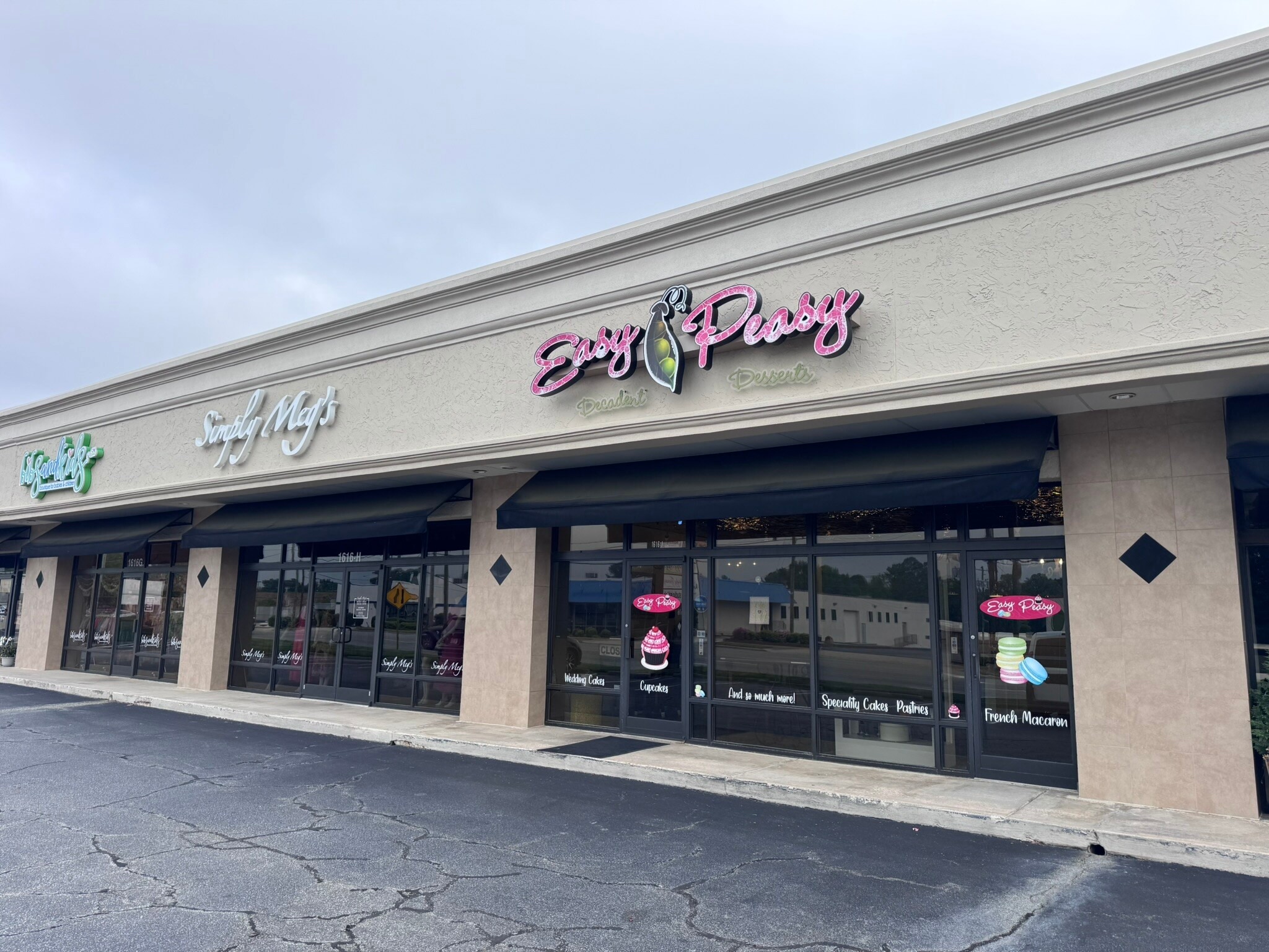 1616 Battleground Ave, Greensboro, NC for lease Building Photo- Image 1 of 13