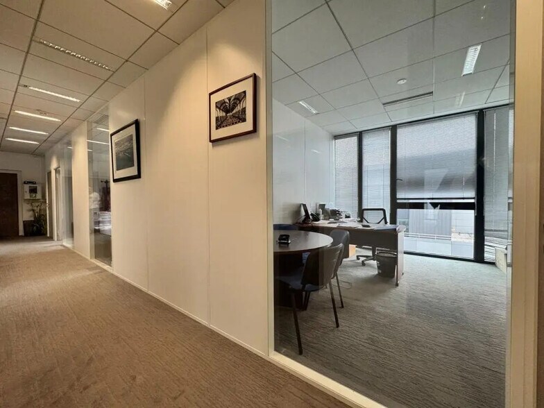 Bureau dans Clichy à louer - Photo intérieure - Image 3 de 11