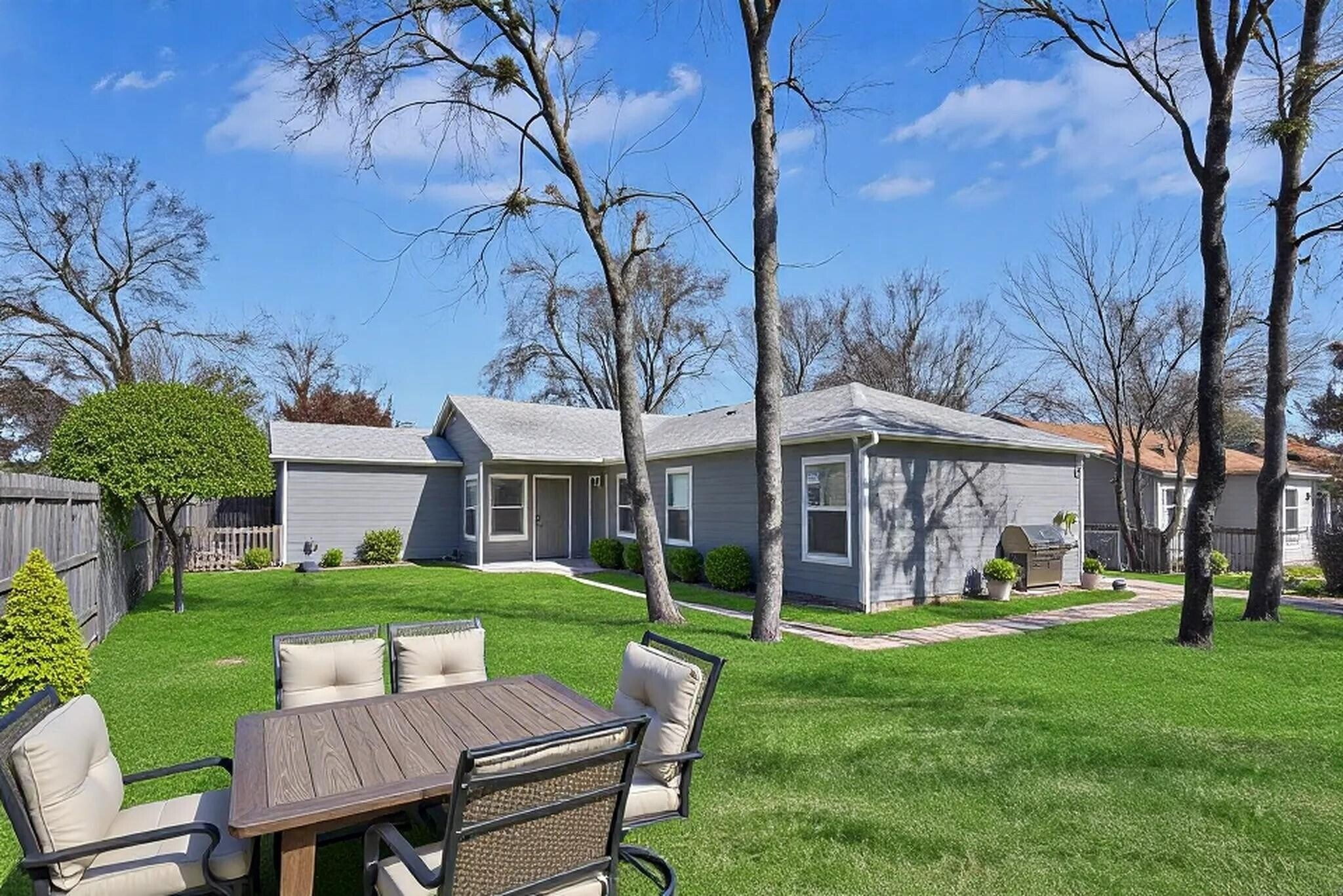 6205 Lovett Ave, Dallas, TX à vendre Photo du bâtiment- Image 1 de 1