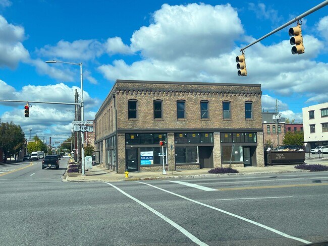 Plus de détails pour 2400 1st Ave N, Birmingham, AL - Bureau/Commerce de détail à louer