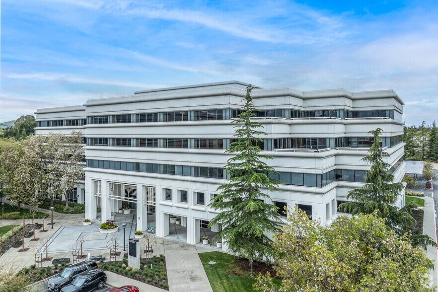 12677 Alcosta Blvd, San Ramon, CA à louer - Photo du bâtiment - Image 1 de 9