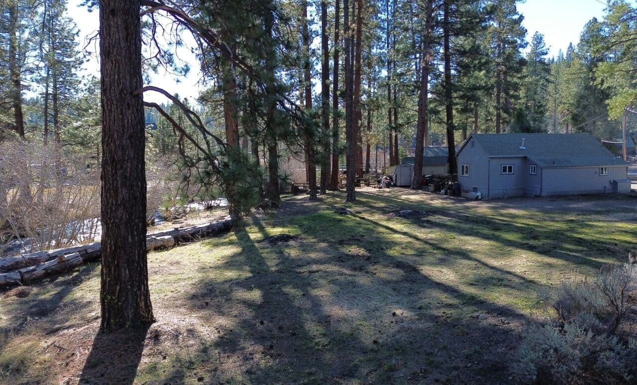 13285 Circle Dr, Old Station, CA à vendre Photo principale- Image 1 de 43