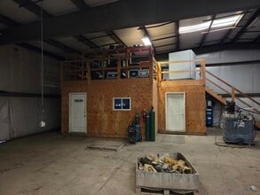 217 Alfery Ln, Mount Pleasant, PA à louer Photo intérieure- Image 1 de 3