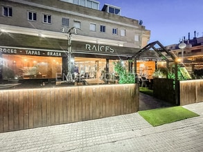 Passeig Marítim, Castelldefels, Barcelona for lease Interior Photo- Image 1 of 17