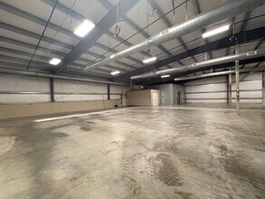 1 Rosenfeld Dr, Hopedale, MA for lease Interior Photo- Image 1 of 2