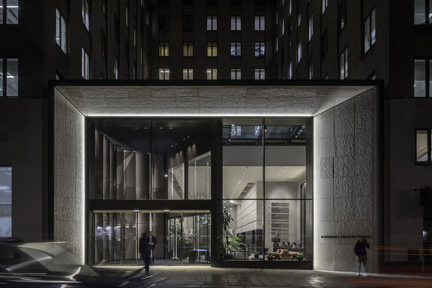 Berkeley Sq, London for lease - Building Photo - Image 1 of 10