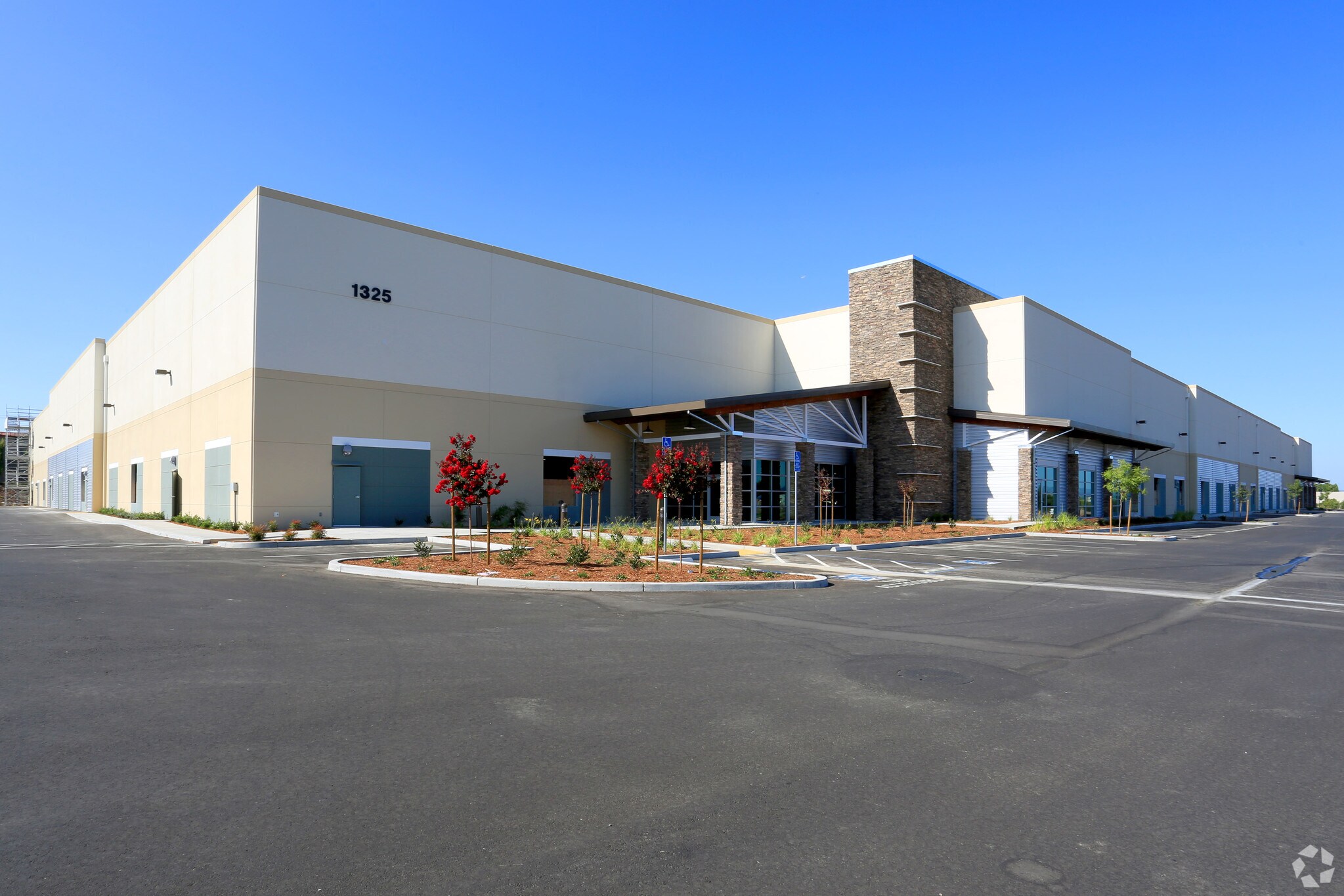 1325 Airport Blvd, Napa, CA for lease Building Photo- Image 1 of 13