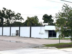 4705 N Lois Ave, Tampa, FL for lease Interior Photo- Image 1 of 1