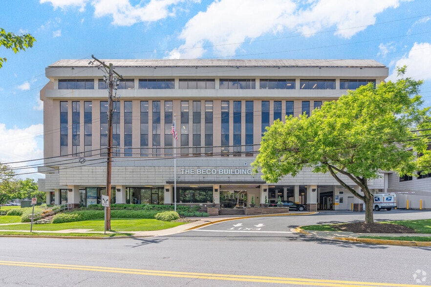 5410 Edson Ln, North Bethesda, MD for lease - Building Photo - Image 2 of 20