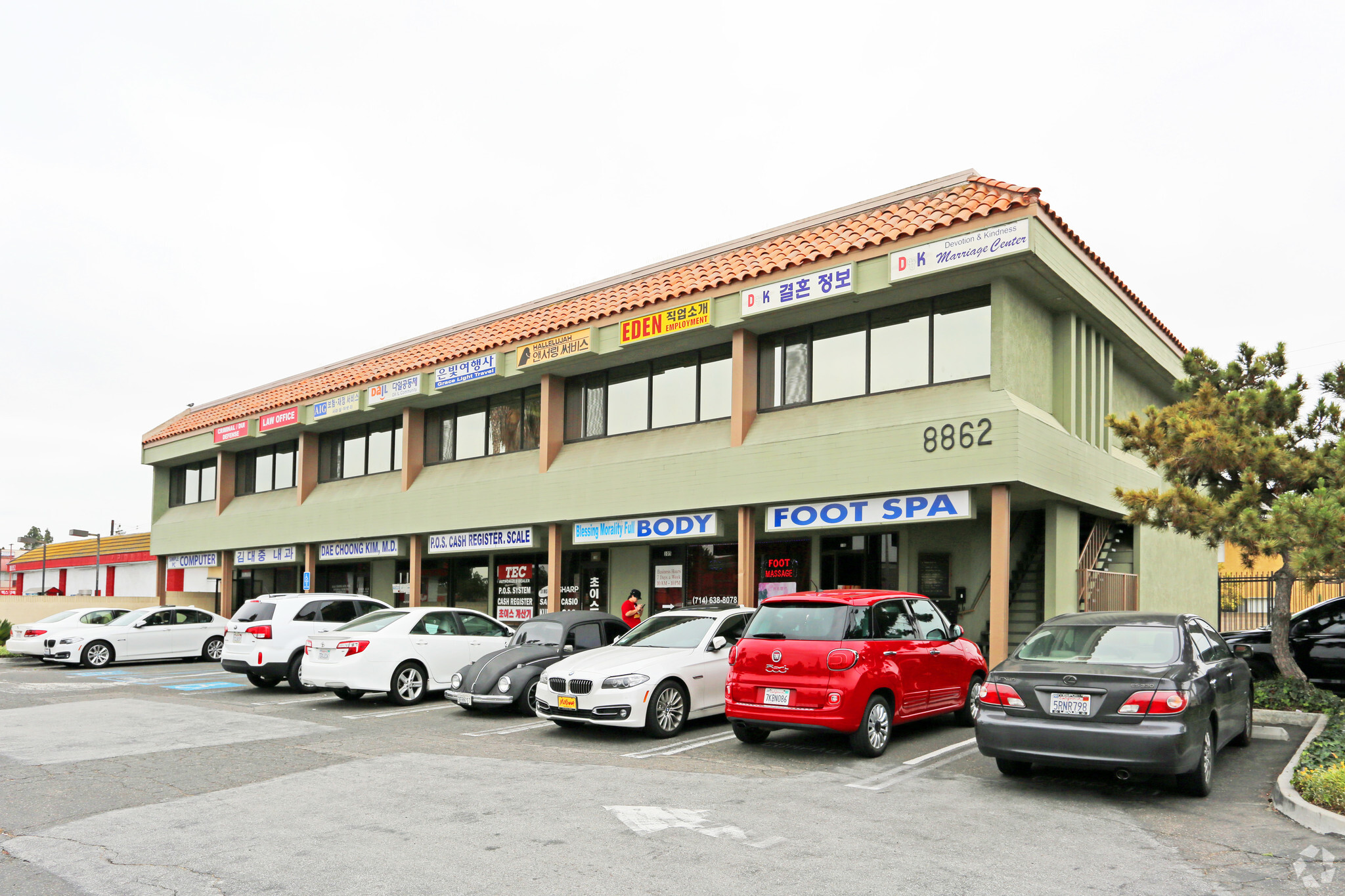 8862 Garden Grove Blvd, Garden Grove, CA for lease Primary Photo- Image 1 of 6