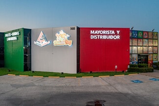 Plus de détails pour 7400 North Fwy, Houston, TX - Commerce de détail à louer