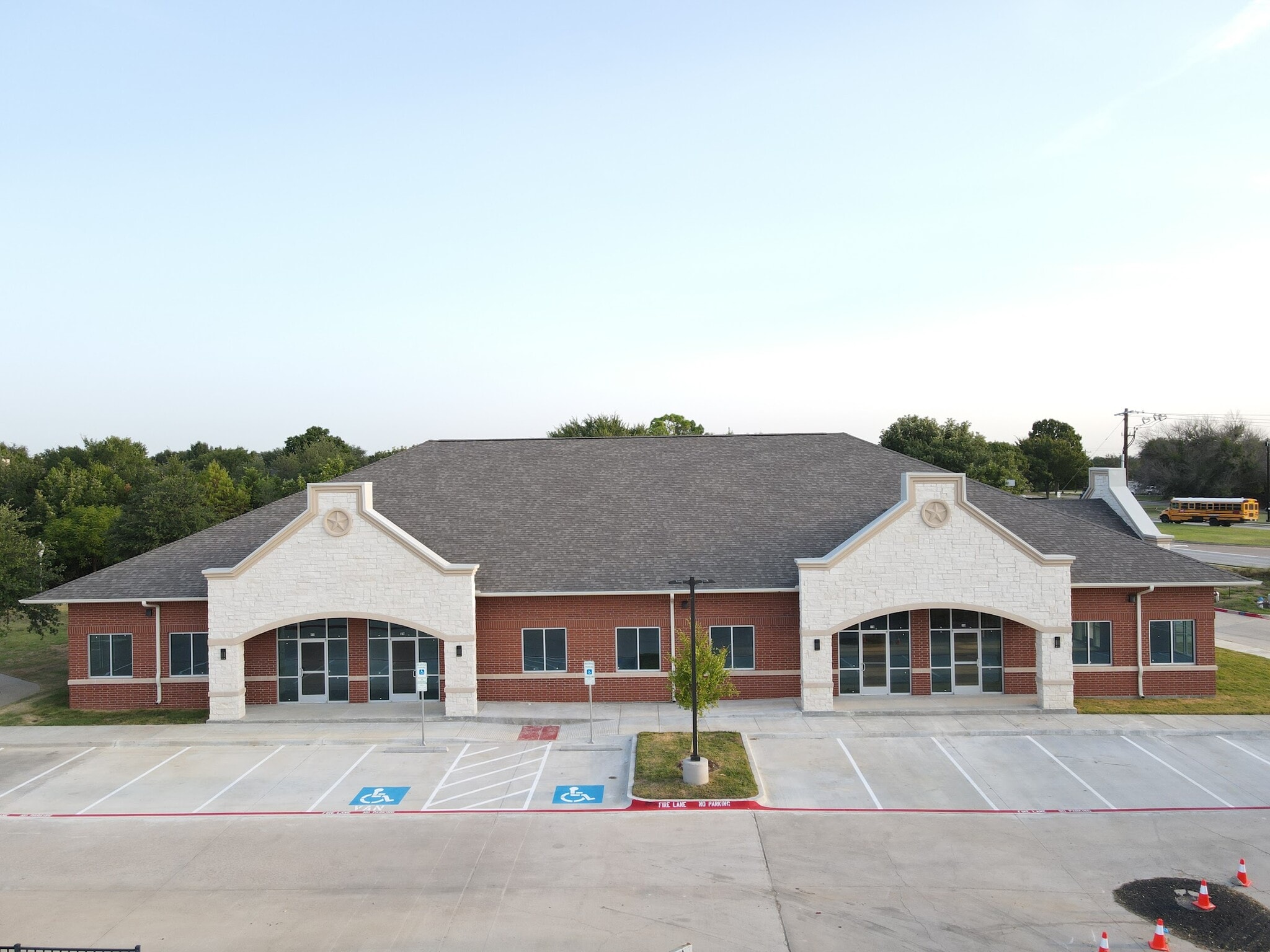 2041 Morriss Rd, Flower Mound, TX for lease Primary Photo- Image 1 of 13