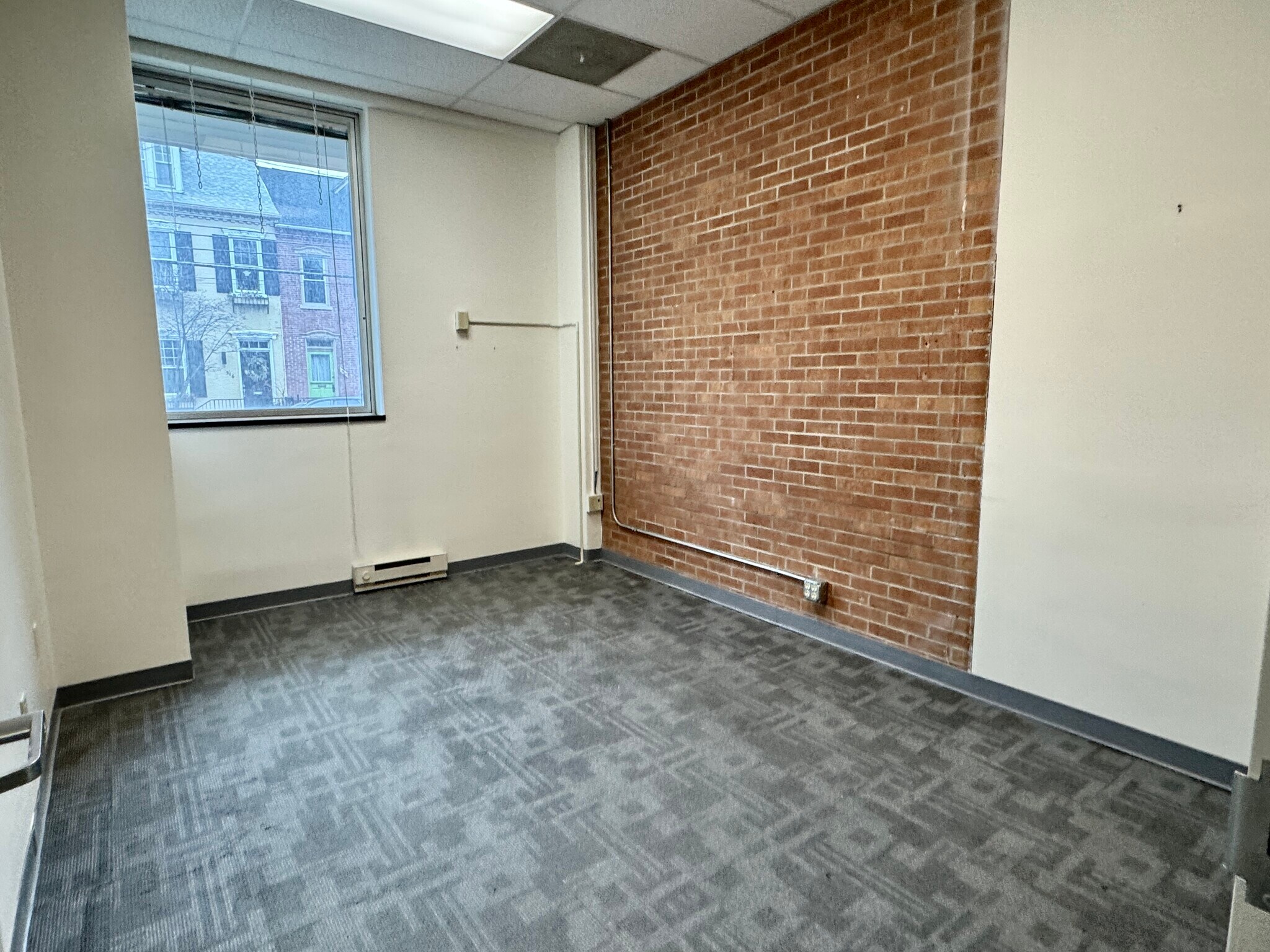 315 W James St, Lancaster, PA for lease Interior Photo- Image 1 of 20