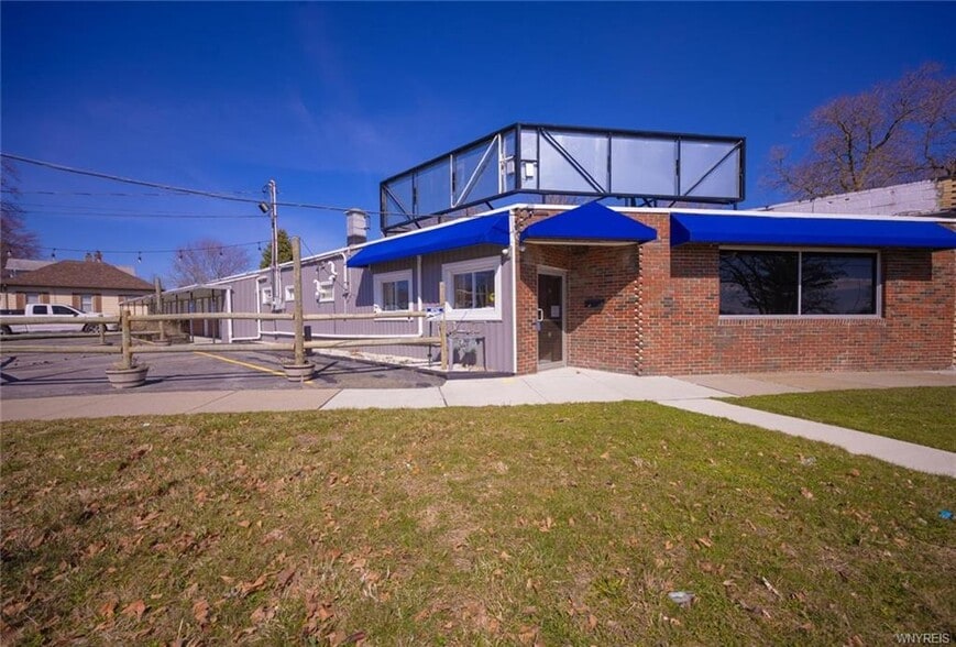 6908 Buffalo Ave portefeuille de 3 propriétés à vendre sur LoopNet.ca - Photo du bâtiment - Image 1 de 28
