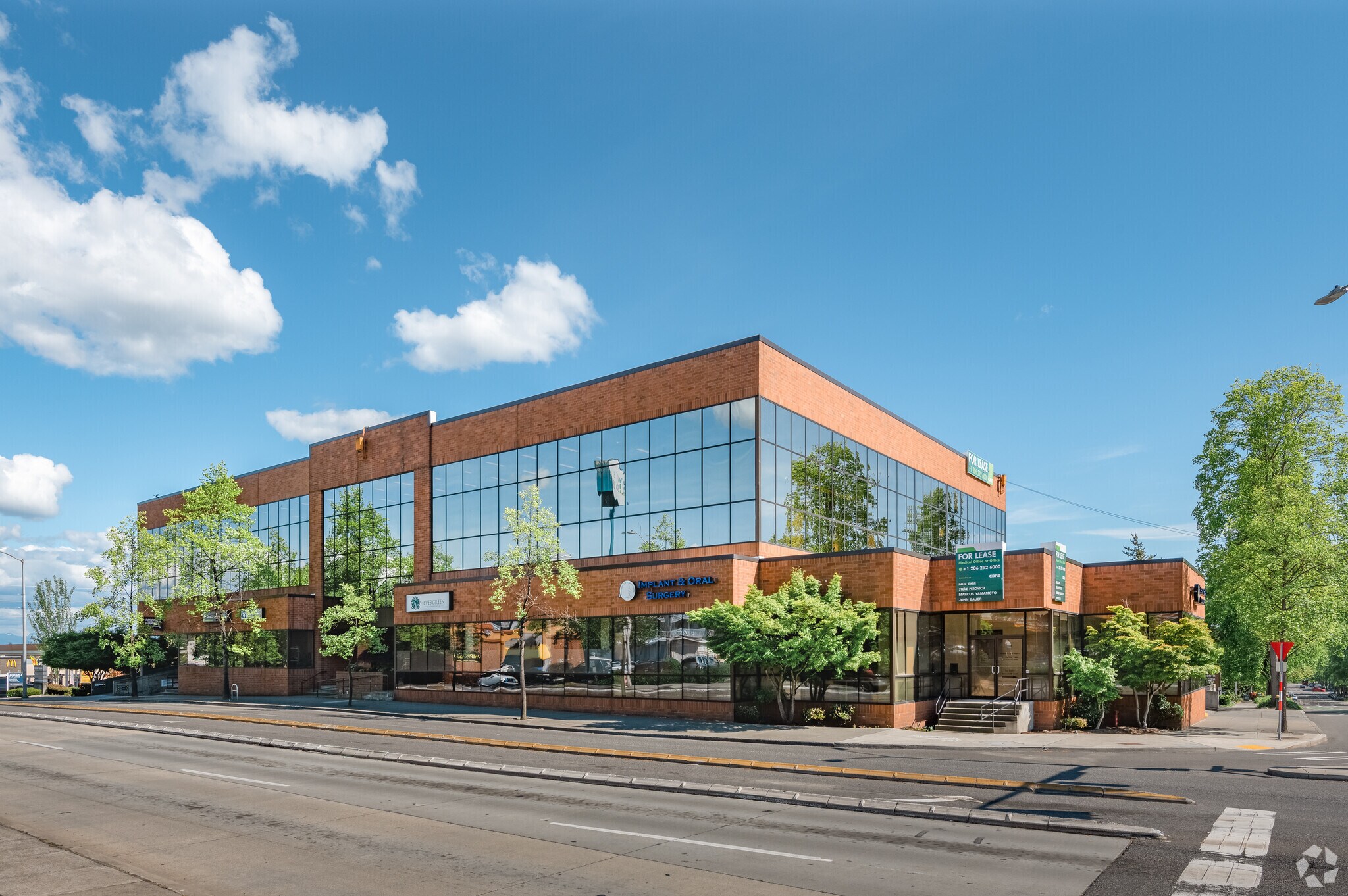 2111 N Northgate Way, Seattle, WA à louer Photo du bâtiment- Image 1 de 7