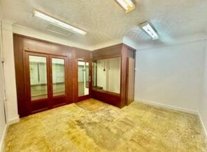 1-18 Church Arcade, Bedford for lease Interior Photo- Image 2 of 2