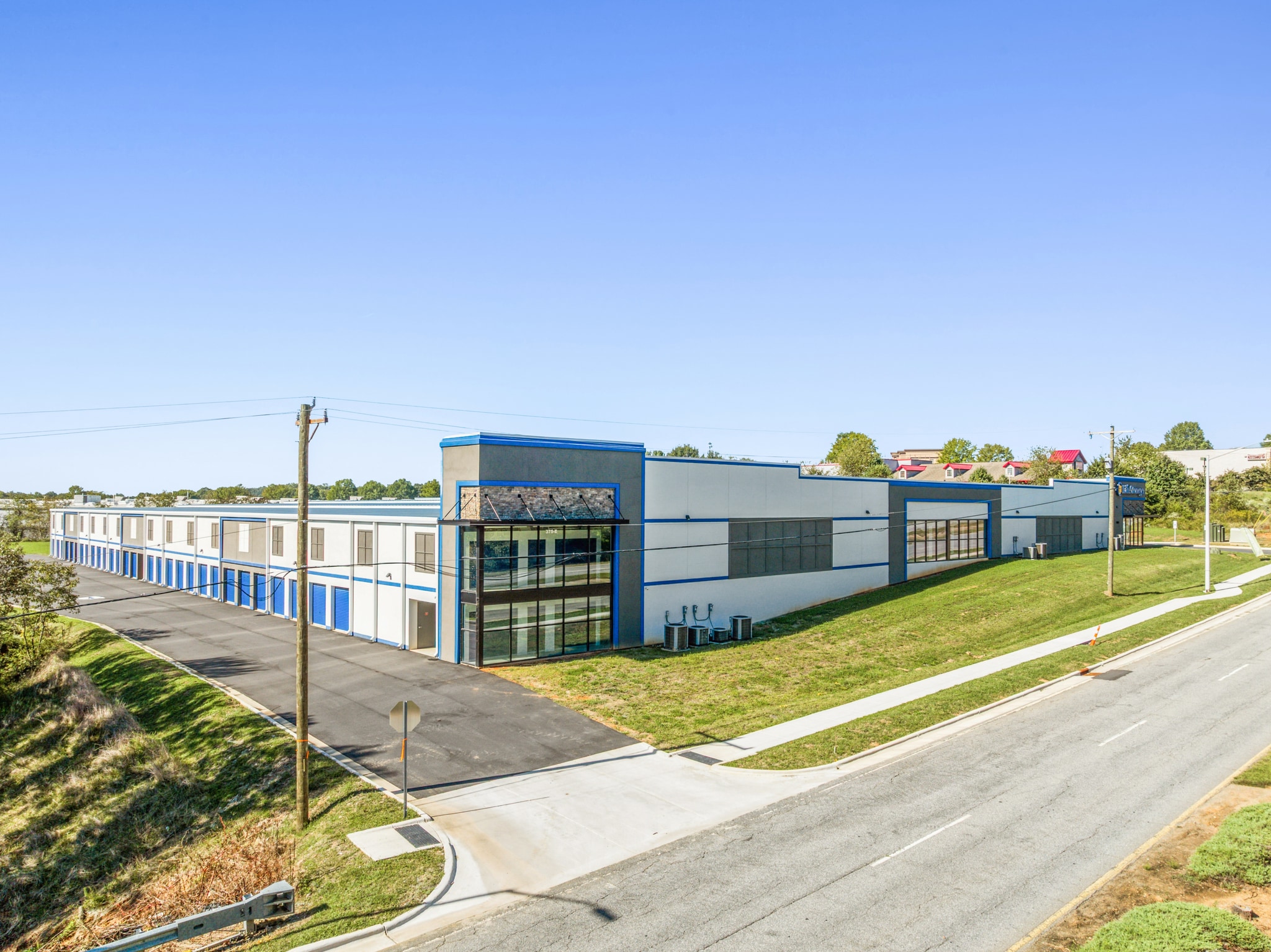 375 E Hanes Mill Rd, Winston-Salem, NC for sale Primary Photo- Image 1 of 5