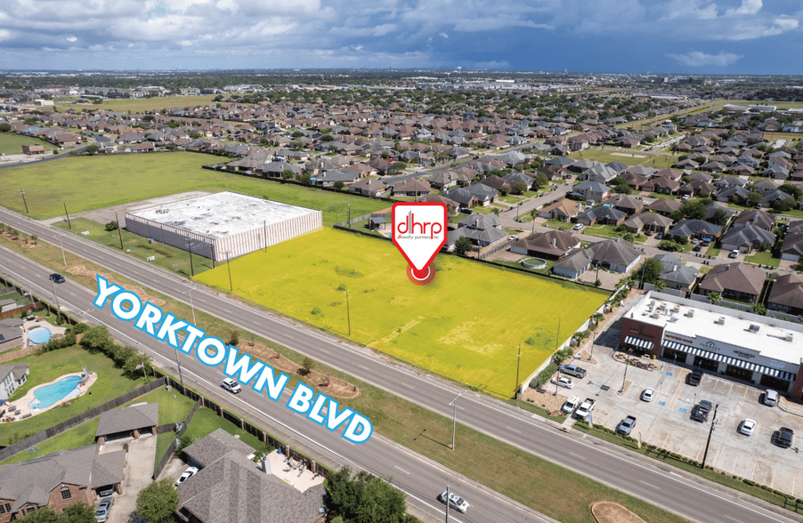 6004 Yorktown Blvd, Corpus Christi, TX for sale - Building Photo - Image 1 of 10