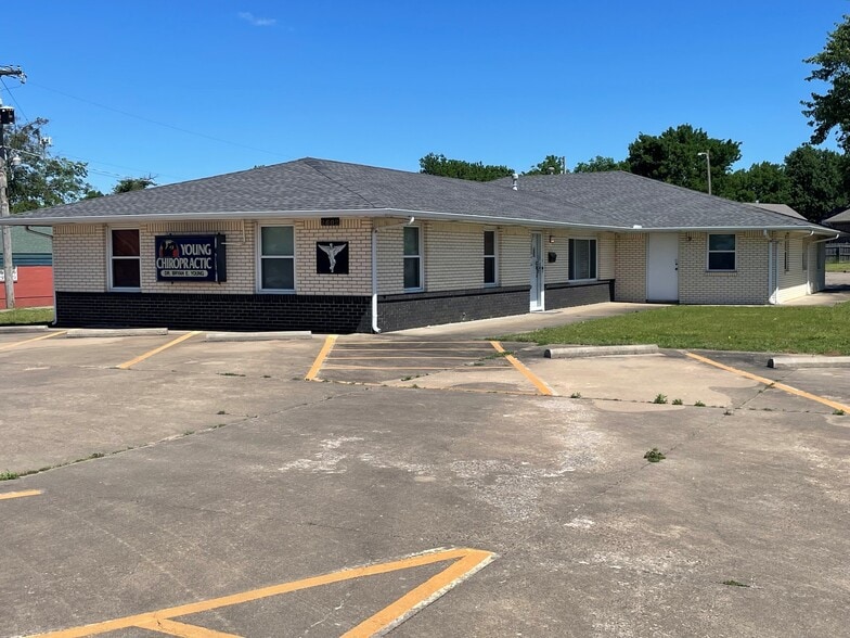 2602 Chandler Rd, Muskogee, OK for sale - Primary Photo - Image 1 of 20