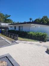 1702-1708 SW 20th St, Fort Lauderdale, FL for lease Interior Photo- Image 2 of 14