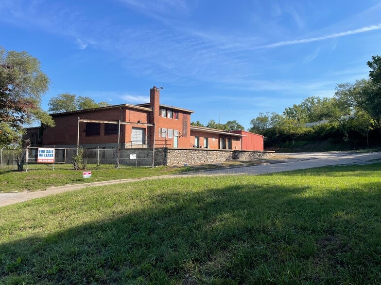1400 E 2nd St, Kansas City, MO à vendre - Photo du bâtiment - Image 3 de 5