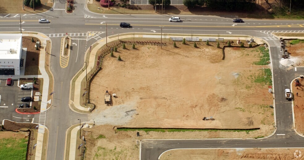 2080 Jonesboro Rd, McDonough, GA for lease - Primary Photo - Image 1 of 2