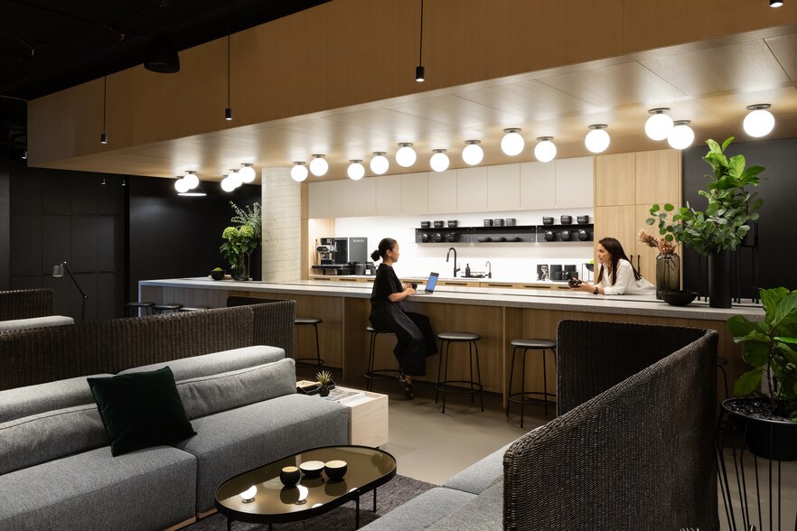 22 E 5th Ave, Vancouver, BC à louer - Photo intérieure - Image 2 de 16