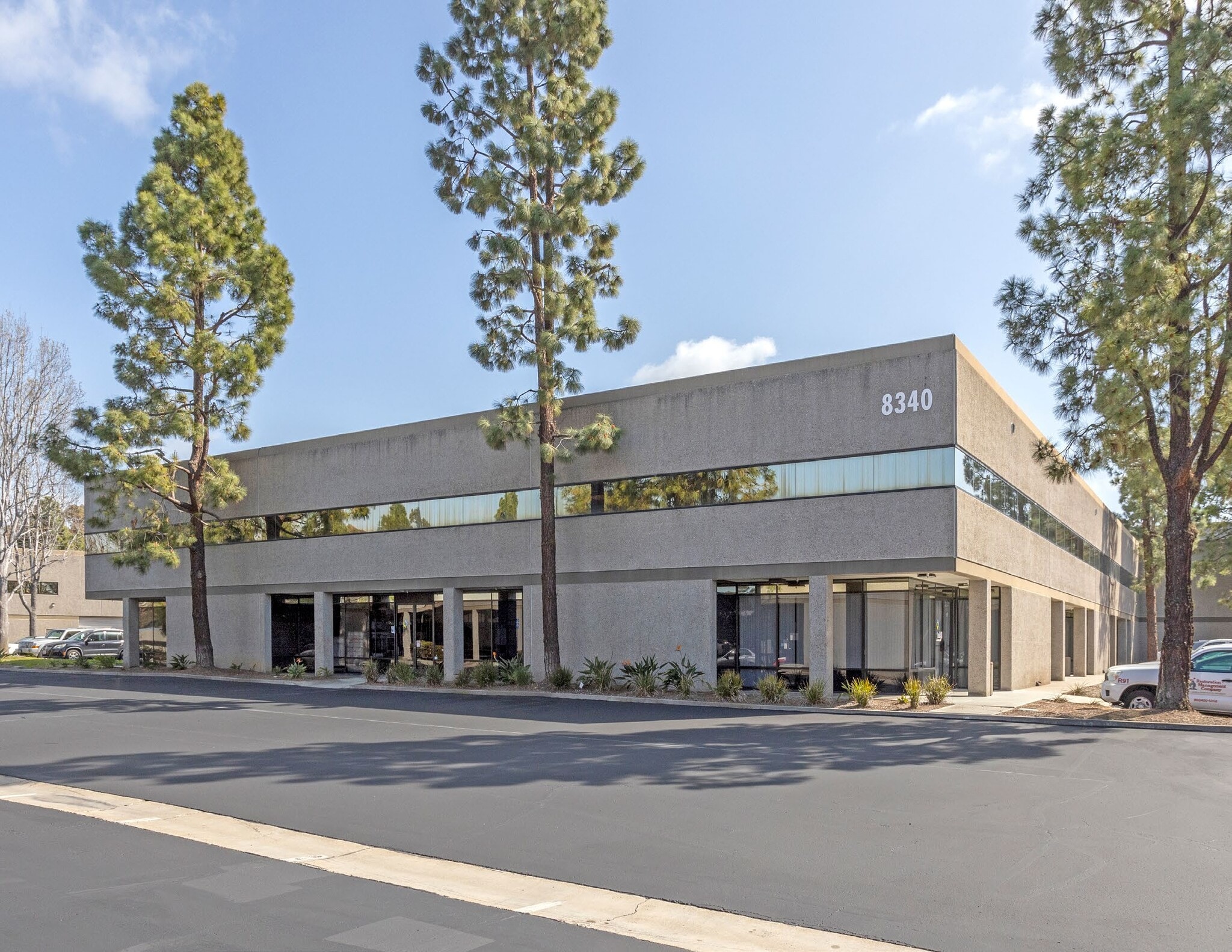 8340 Camino Santa Fe, San Diego, CA à louer Photo du bâtiment- Image 1 de 4