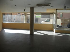 Commerce de détail dans Vilafranca del Penedès, Barcelona à louer Photo intérieure- Image 1 de 28