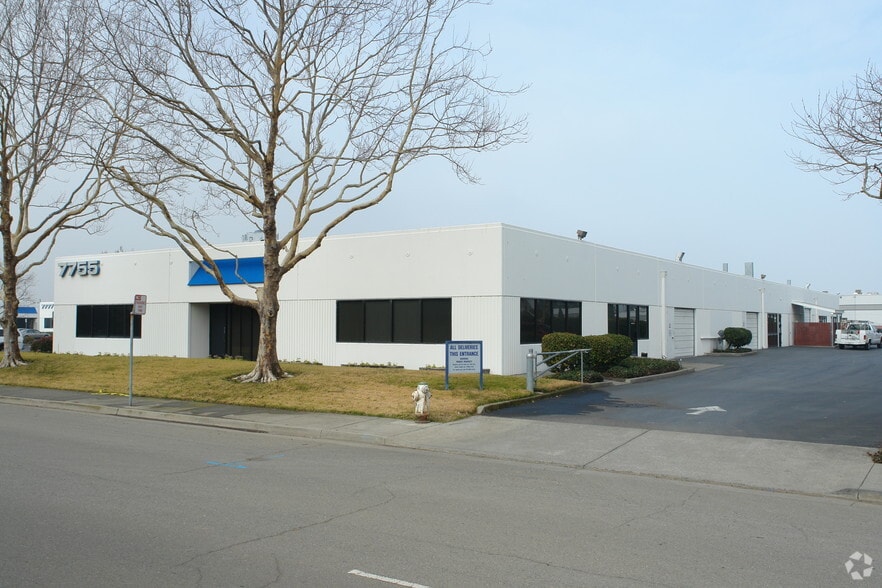 7755 Pardee Ln, Oakland, CA for lease - Building Photo - Image 3 of 6