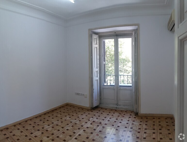 Calle de Fuencarral, 82, Madrid, Madrid à louer - Photo intérieure - Image 1 de 1