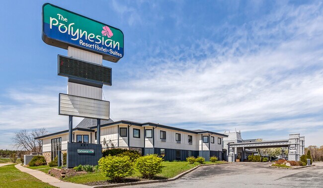 Plus de détails pour 857 N Frontage Rd, Wisconsin Dells, WI - Services hôteliers à vendre