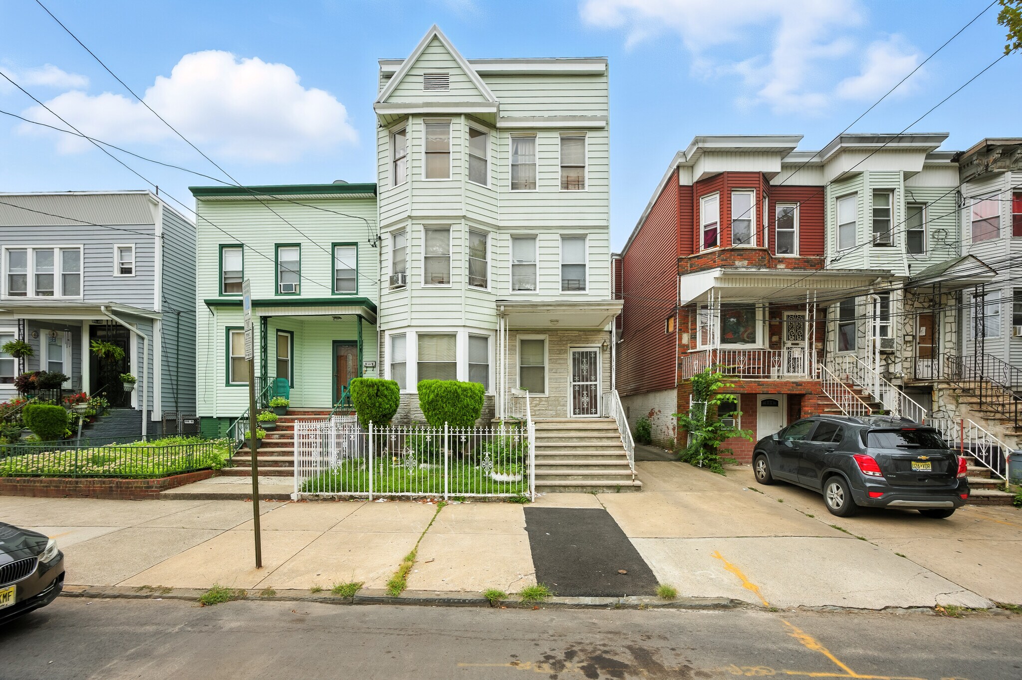 41 Stevens Ave, Jersey City, NJ à vendre Photo du bâtiment- Image 1 de 7