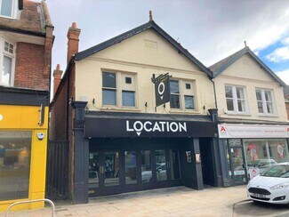 Plus de détails pour 21 High St, Camberley - Commerce de détail à louer