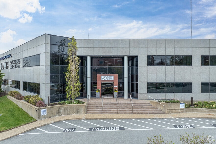 50 Cabot St, Needham, MA à louer - Photo du bâtiment - Image 3 de 4