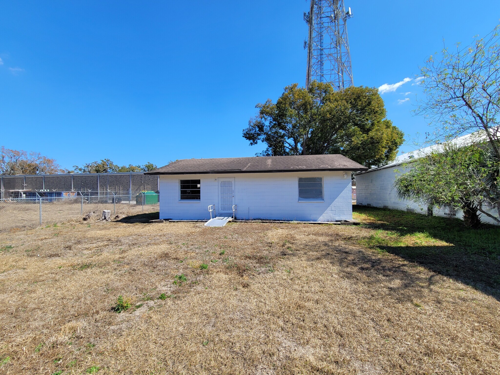 4830 Gall Blvd, Zephyrhills, FL for lease Primary Photo- Image 1 of 19