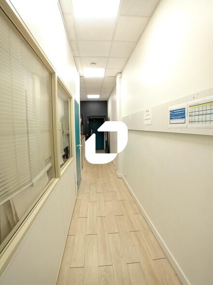 Office in Lognes for sale - Interior Photo - Image 2 of 3