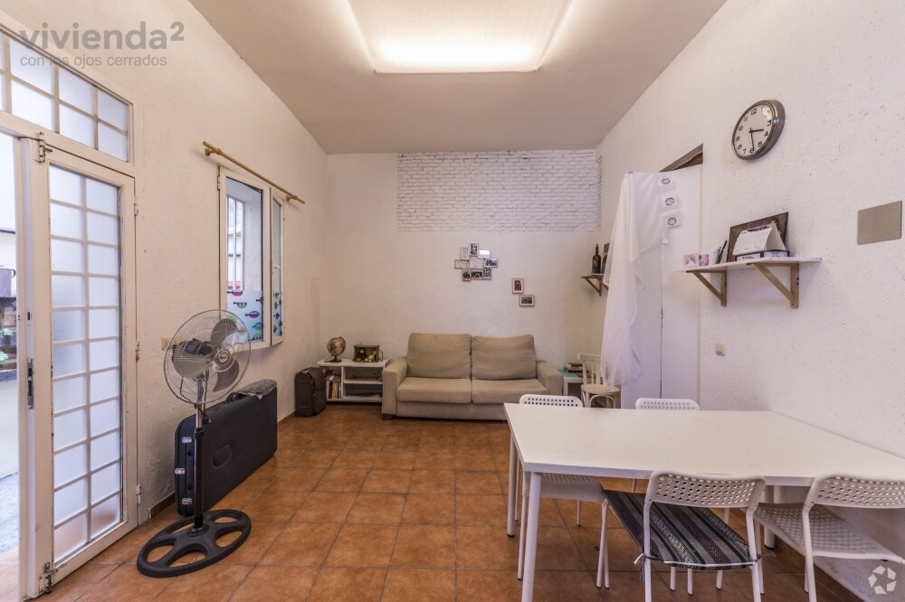 Immeuble residentiel dans Madrid, Madrid à vendre Photo intérieure- Image 1 de 2