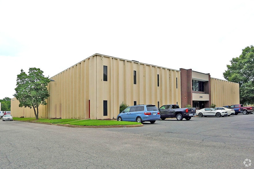 2125 Smith Ave, Chesapeake, VA for lease - Building Photo - Image 1 of 8