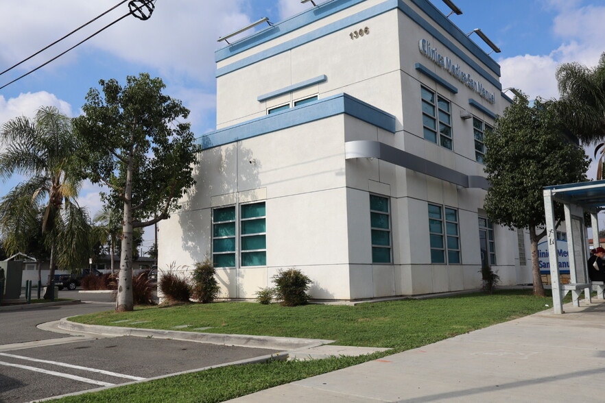 1306 W Santa Ana Blvd, Santa Ana, CA for lease - Building Photo - Image 2 of 2