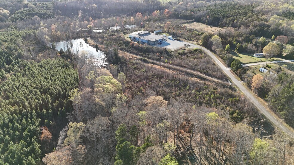 380 Apple Rd, Salisbury, NC à vendre - Photo du bâtiment - Image 3 de 12