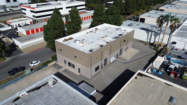 Plus de détails pour 5542 Buckingham Dr, Huntington Beach, CA - Industriel à vendre