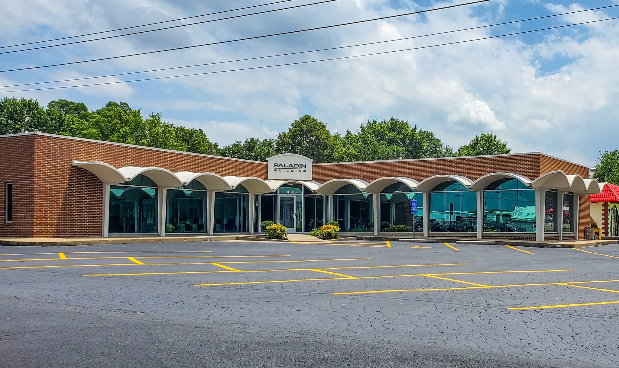 430 S Glenstone Ave, Springfield, MO for lease Primary Photo- Image 1 of 23