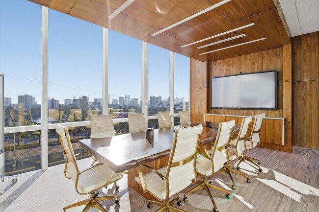 Plus de détails pour 20200 W dixie Hwy, Aventura, FL - Bureau à louer